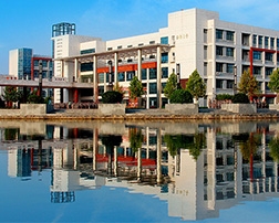 黑龙江工商学院